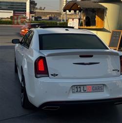 کرایسلەر 300